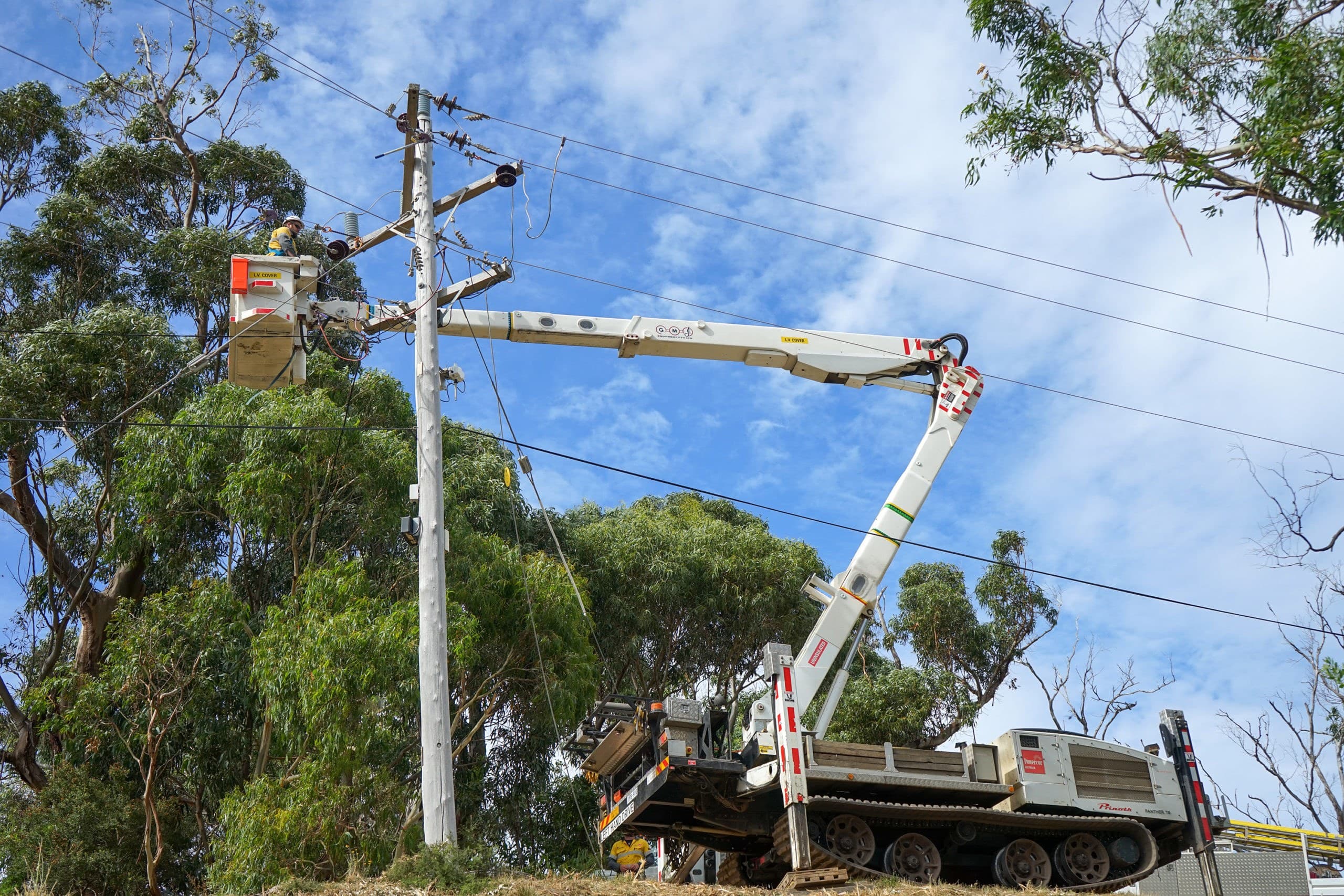 Be Safe, Be Smart, Be Ready in case of power outages this summer