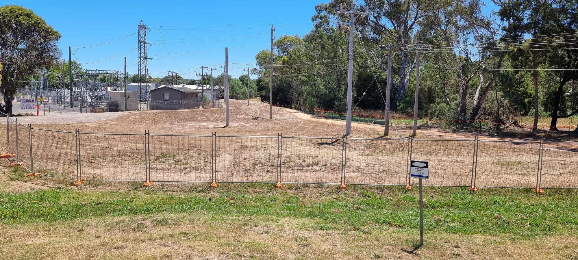 New flood levee to protect power supply to Castlemaine community
